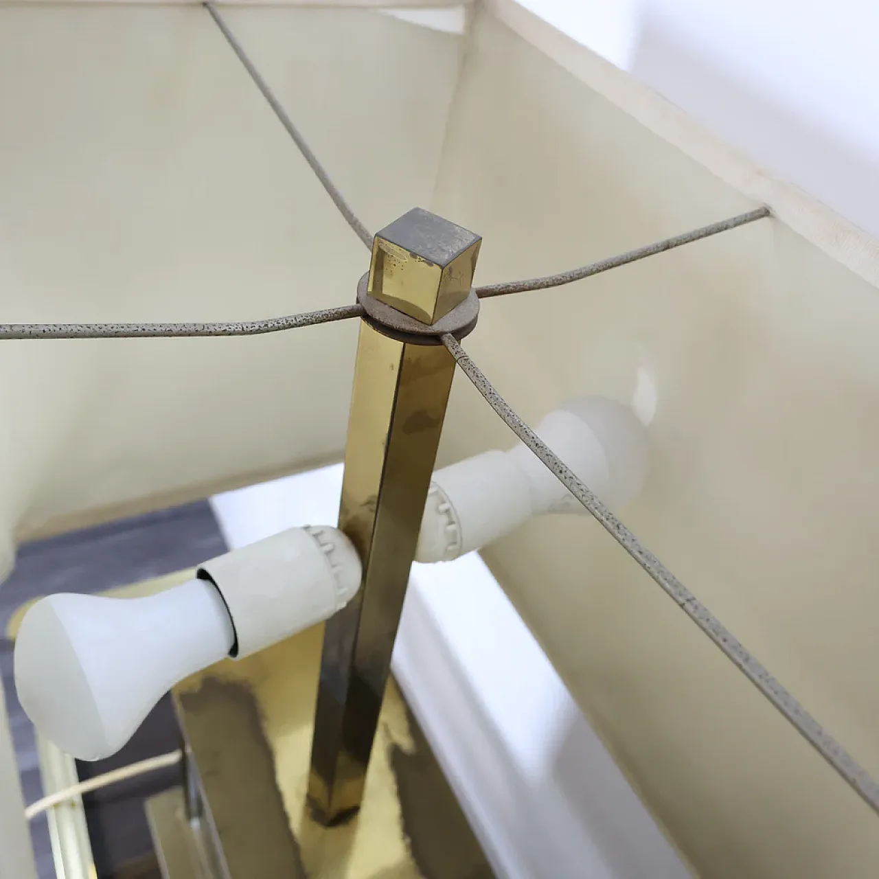 Liwan's Roma brass table lamp, 1970s 10