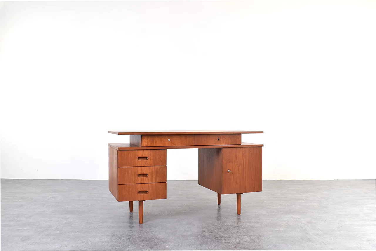 Scrivania Mid-Century in teak, anni '60 3