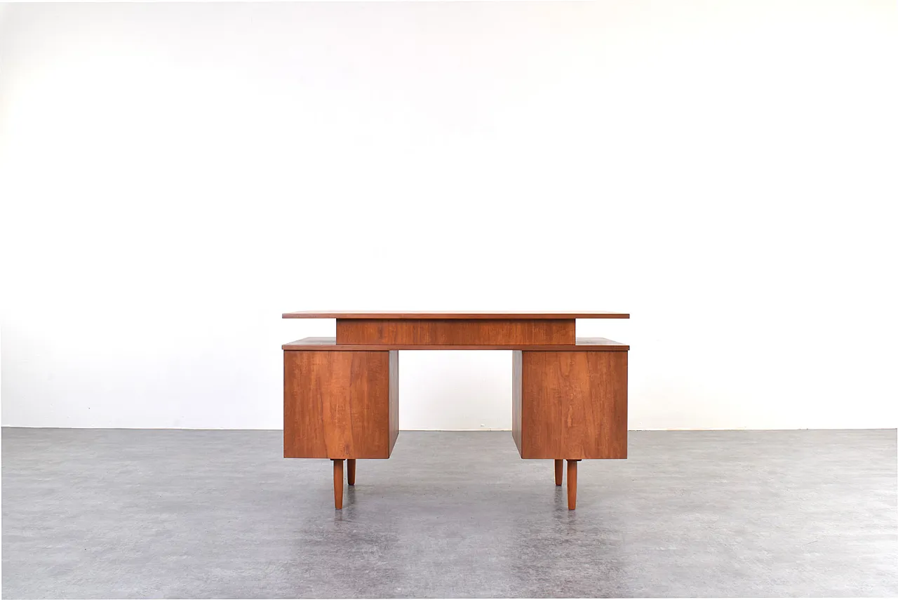 Scrivania Mid-Century in teak, anni '60 9