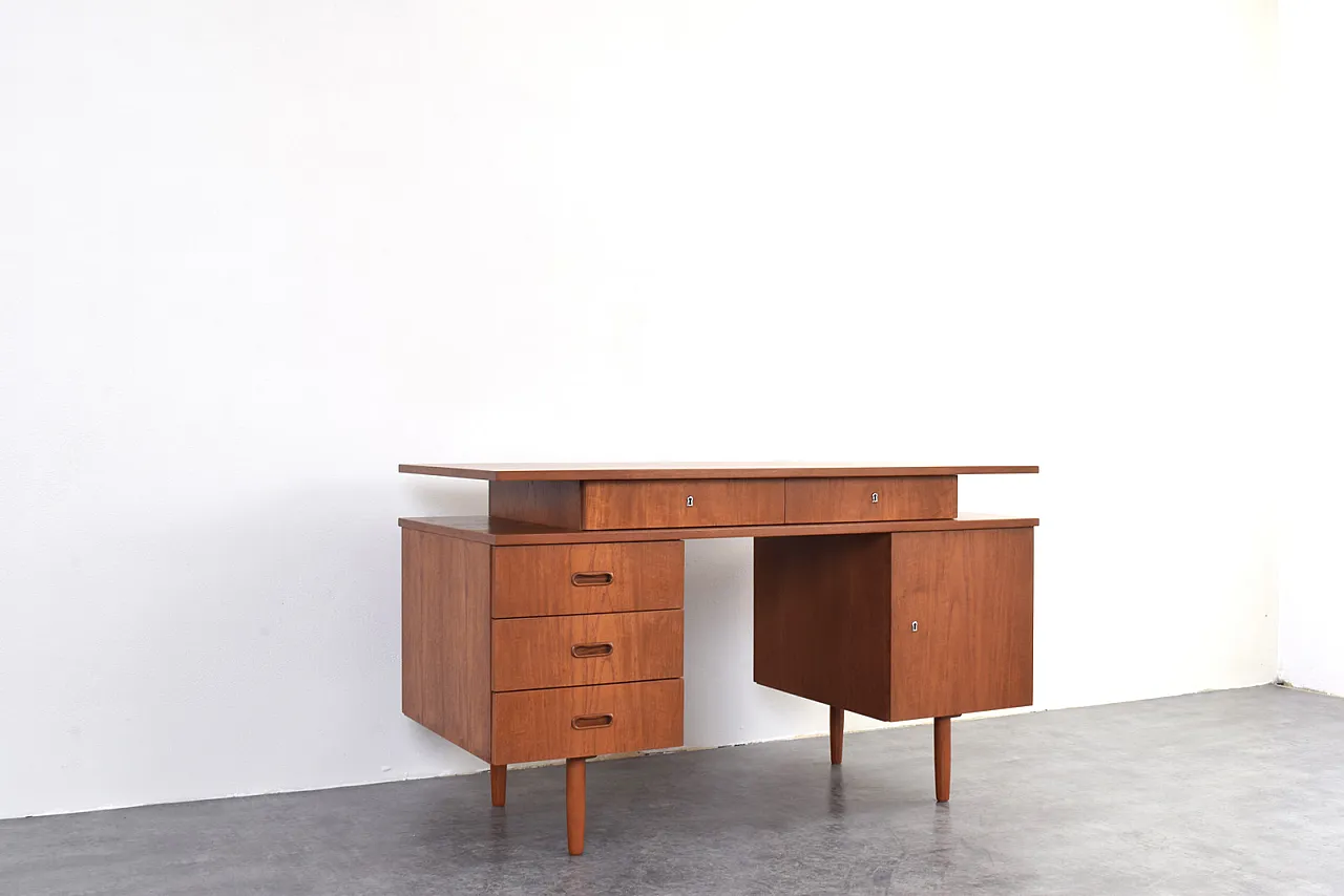 Scrivania Mid-Century in teak, anni '60 10