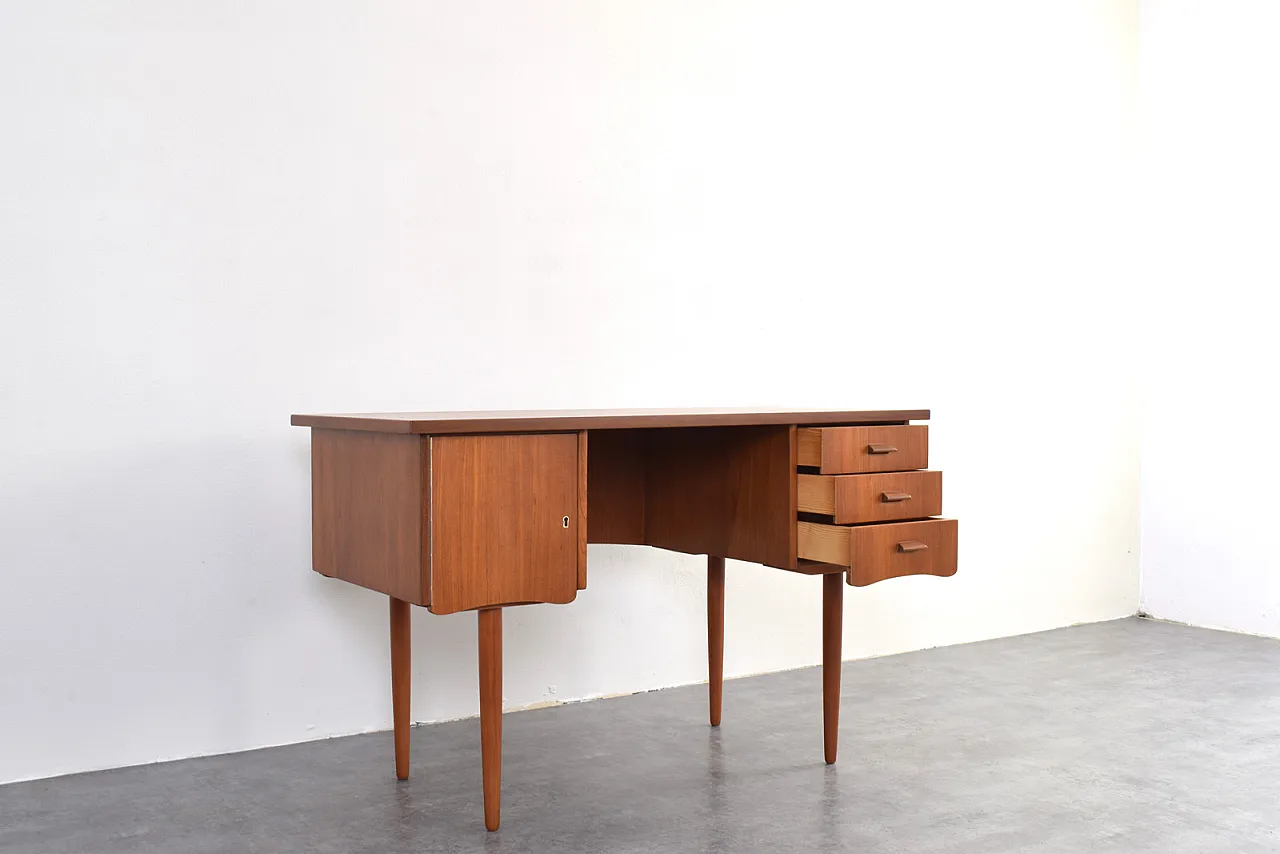 Scrivania Mid-Century in teak, Danimarca, anni '60 13