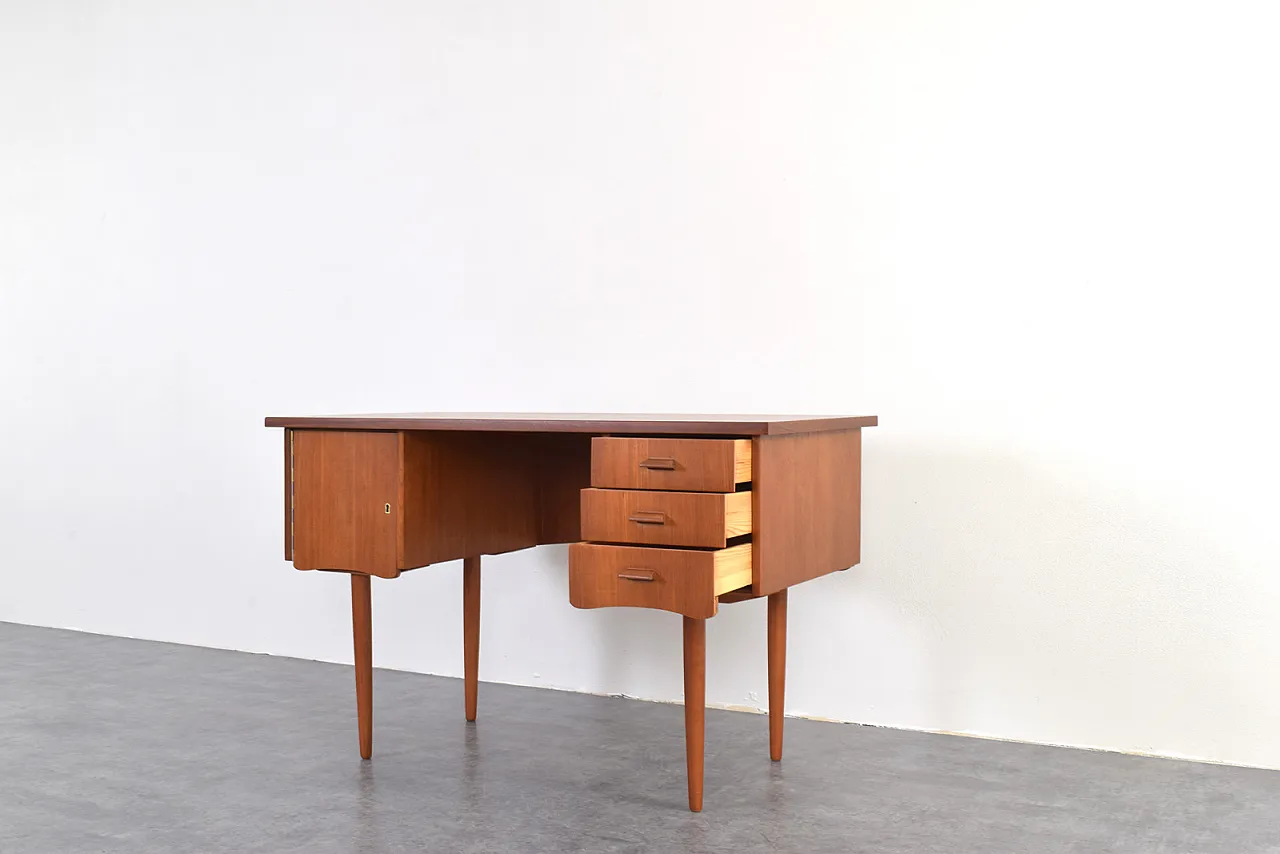 Scrivania Mid-Century in teak, Danimarca, anni '60 14