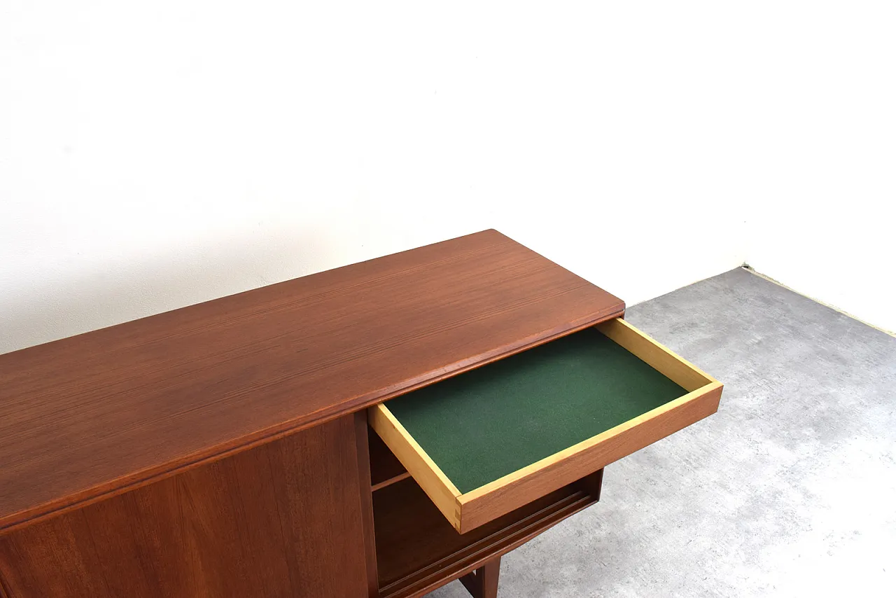 Credenza Mid-Century in teak di E.W. Bach, Danimarca, anni '60 17