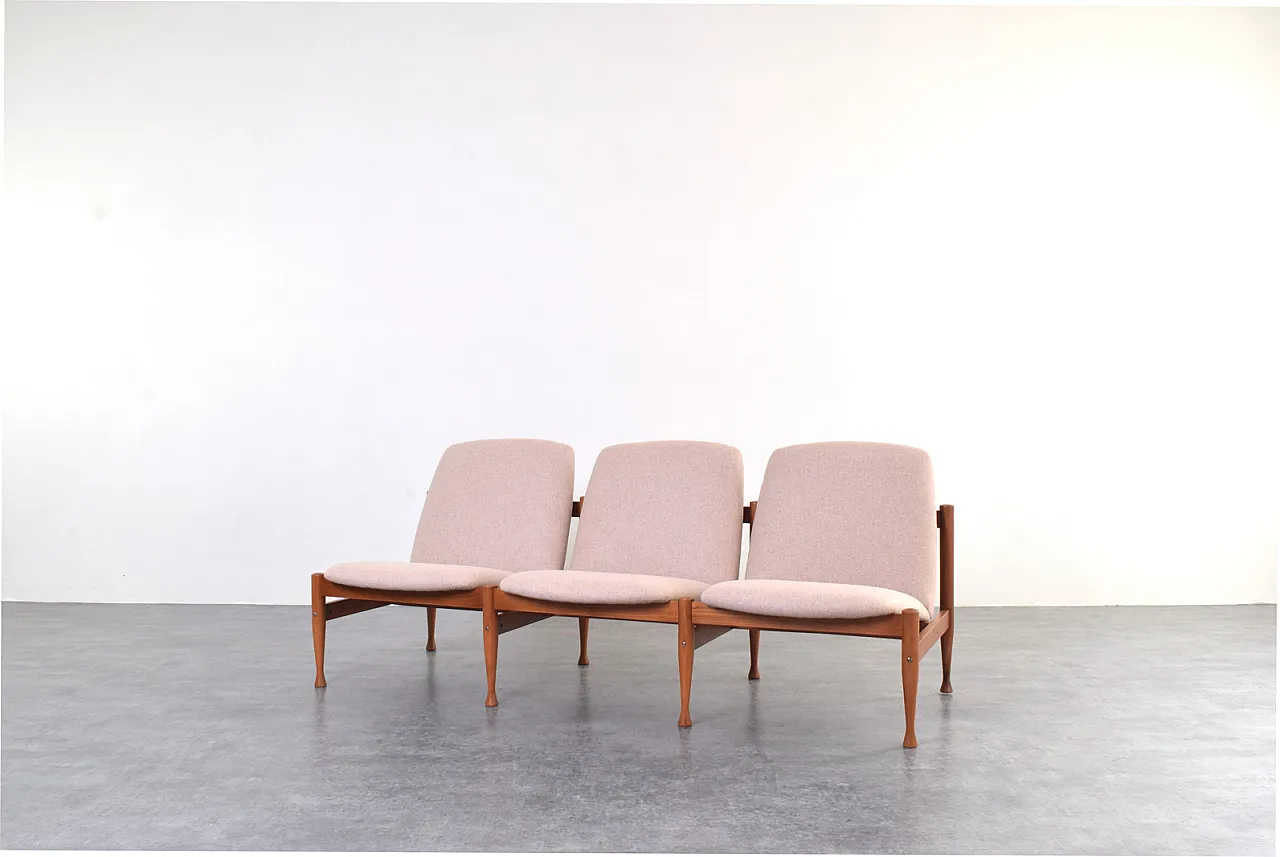 Divano Mid-Century di Marian Grabiński, anni '60 3