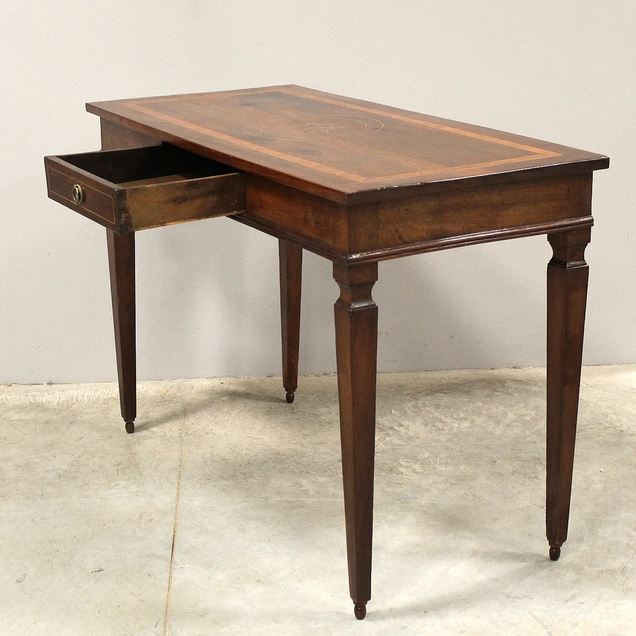 Louis XVI console writing table Italian inlaid walnut, 18th century 5