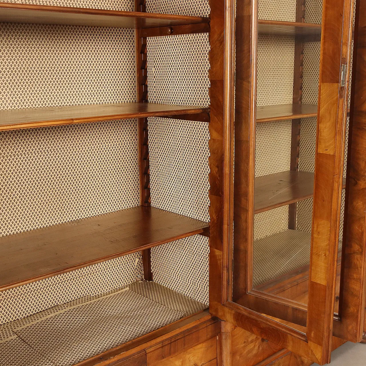 Walnut and glass bookcase, mid-19th century 7