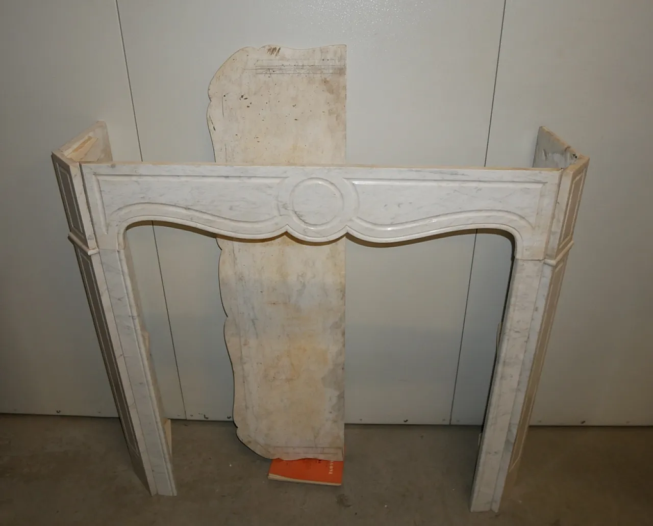 Fireplace in white marble, early 20th century 11
