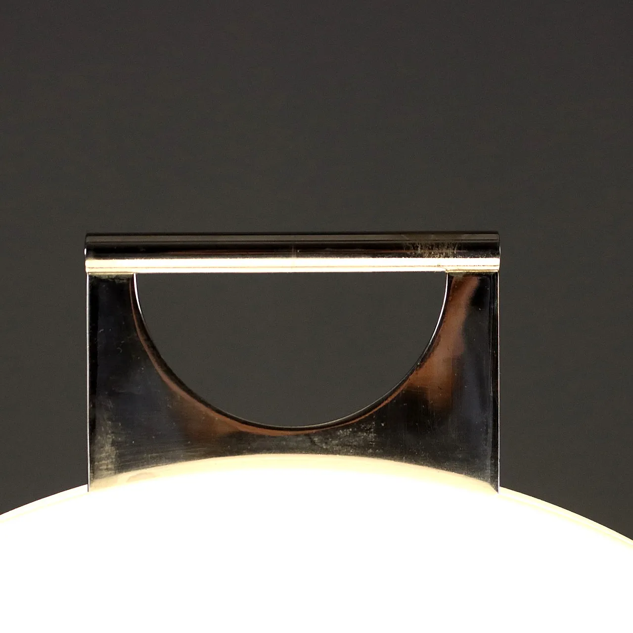 Lampada con struttura in metallo cromato e metacrilato, '900 3