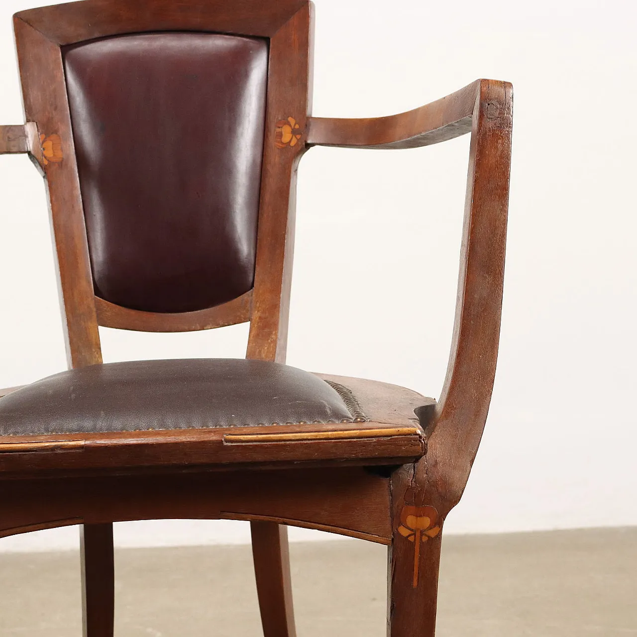 6 sedie e 2 poltroncine in stile Liberty in mogano, '900 5