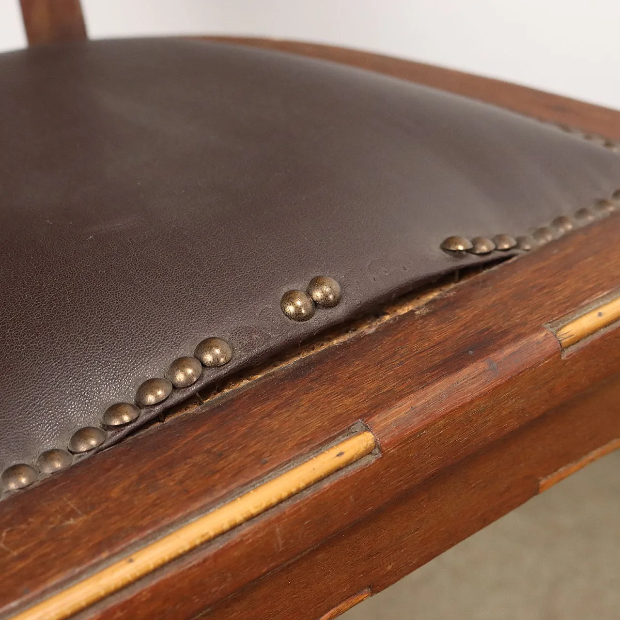 6 sedie e 2 poltroncine in stile Liberty in mogano, '900 10