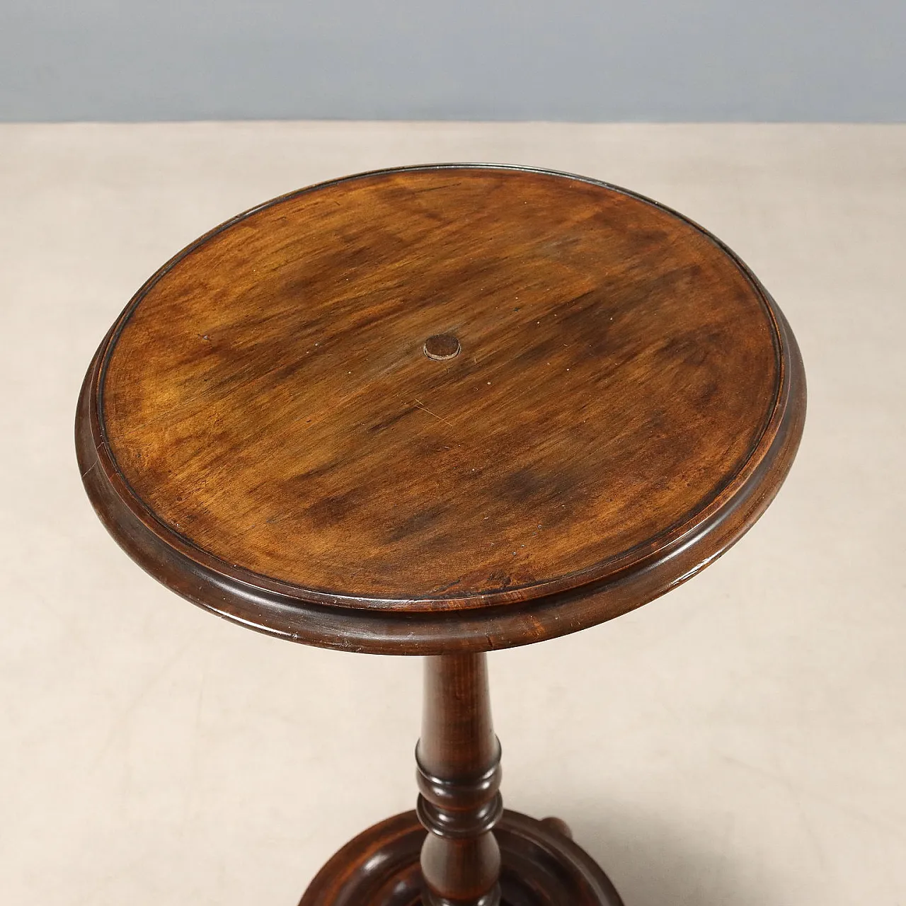 Tavolino in faggio tinto noce, primo '900 6