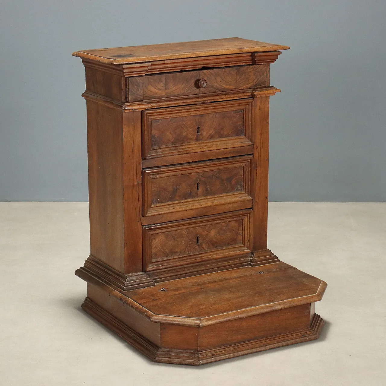 Inginocchiatoio barocco in noce, primo '700 1