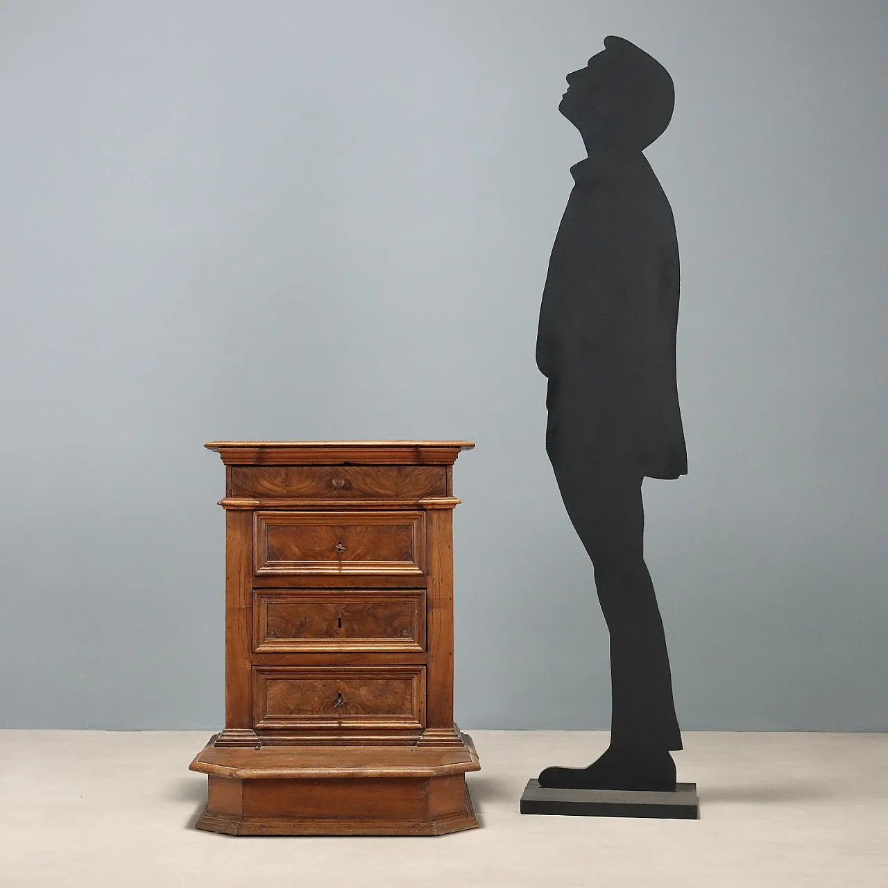 Inginocchiatoio barocco in noce, primo '700 2