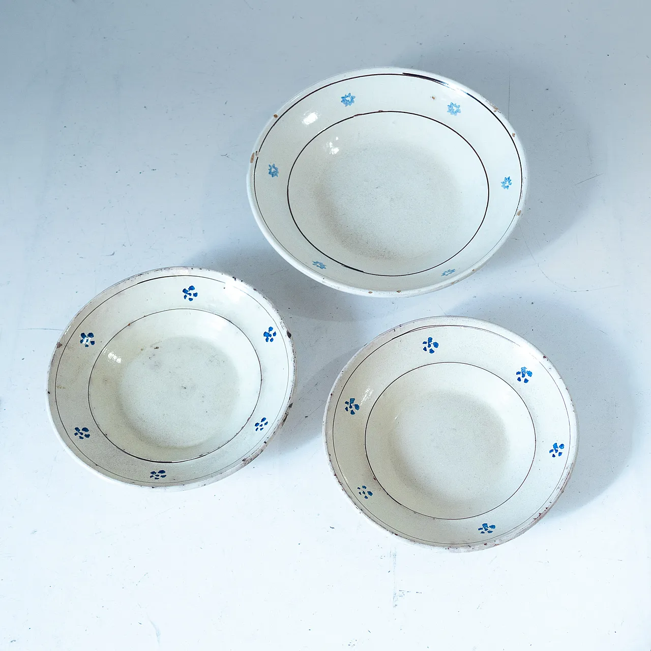 3 ceramic plates, 1900 1