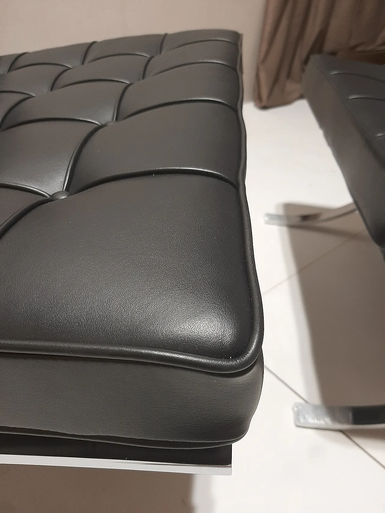 Barcellona Relax armchair by Knoll in black Venezia leather, 2000s 18