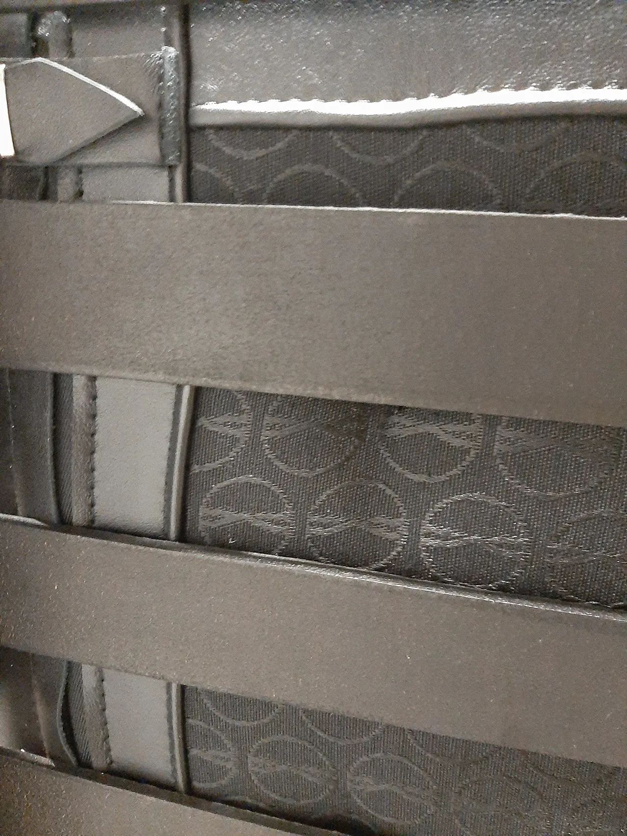 Barcellona Relax armchair by Knoll in black Venezia leather, 2000s 32