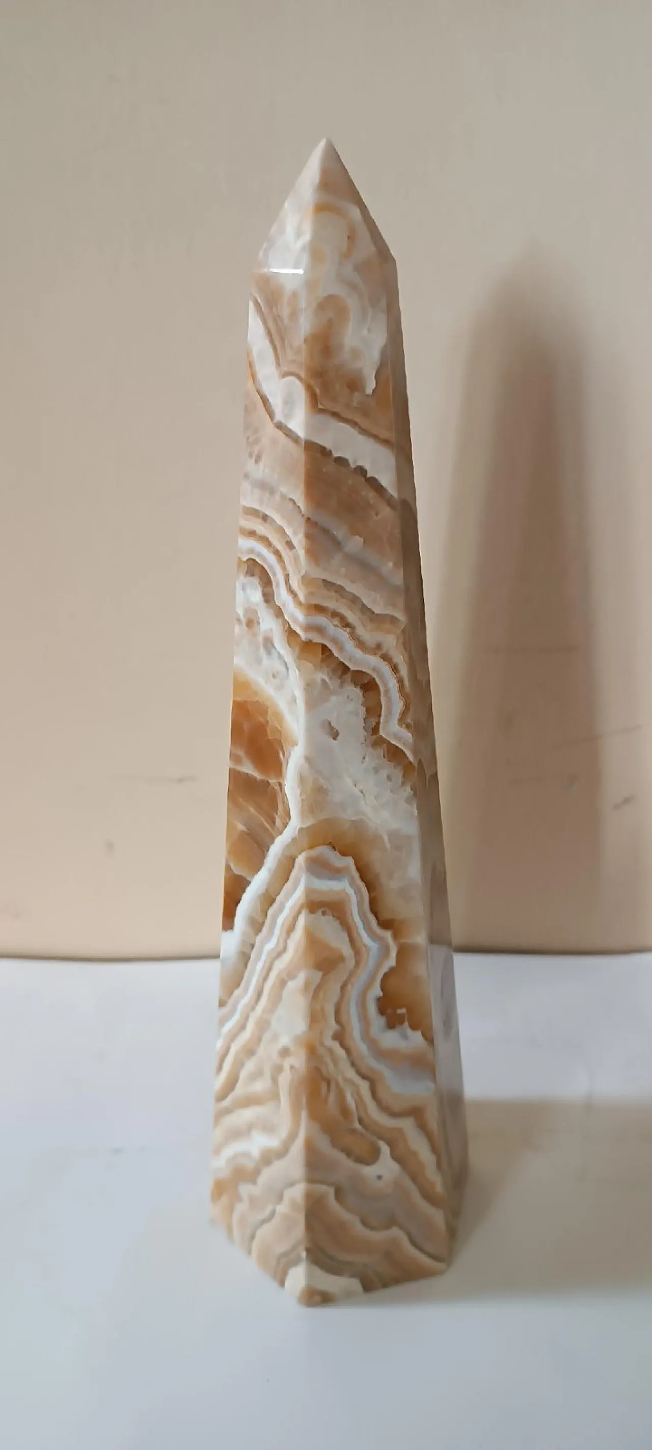 Onyx obelisk, mid-20th century 3