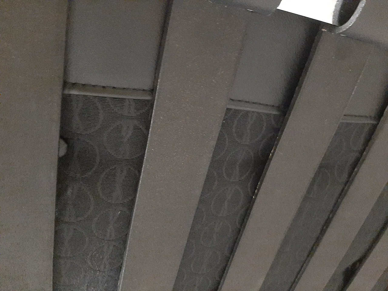 Barcellona Relax armchair by Knoll in black Venezia leather, 2000s 35