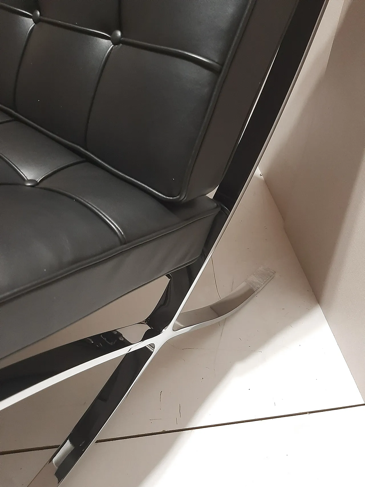 Barcellona Relax armchair by Knoll in black Venezia leather, 2000s 51