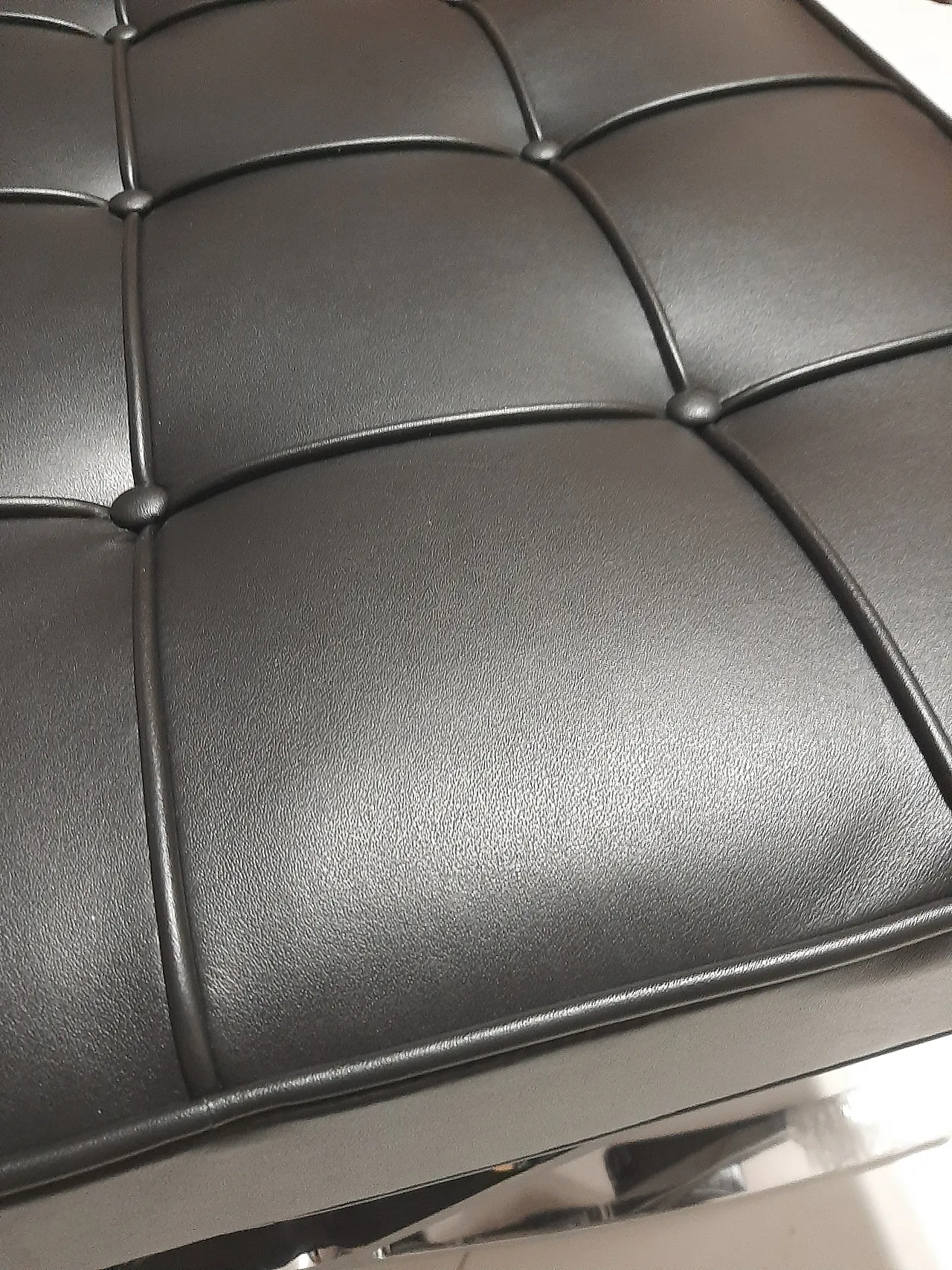 Barcellona Relax armchair by Knoll in black Venezia leather, 2000s 55