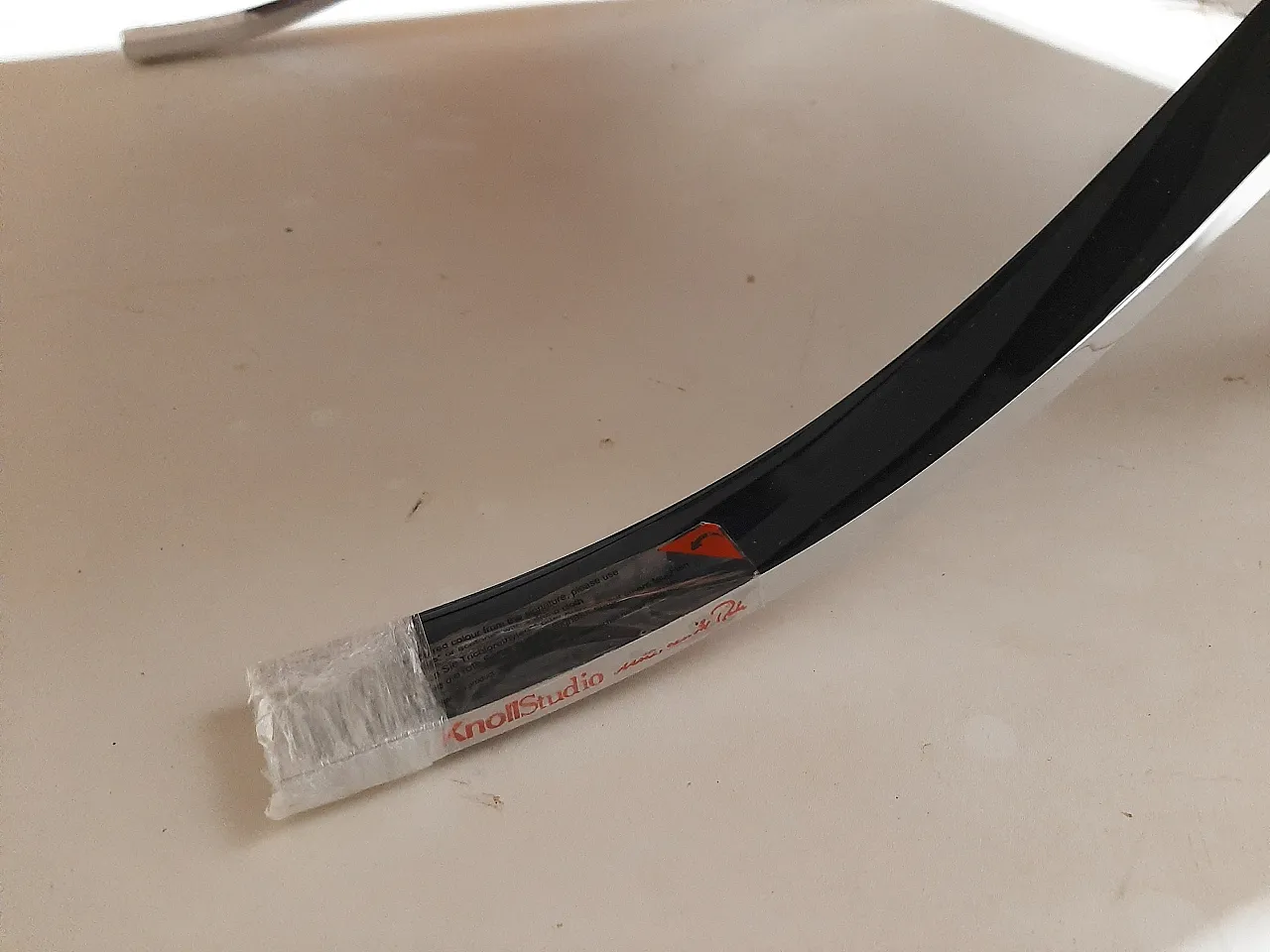 Barcellona Relax armchair by Knoll in black Venezia leather, 2000s 58