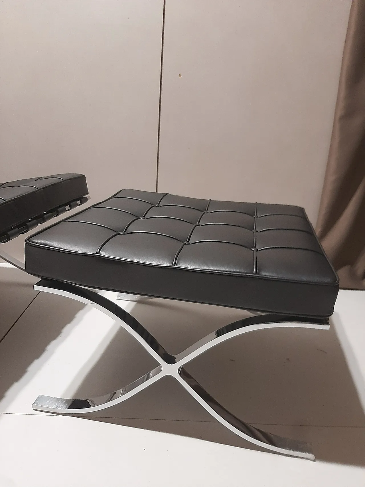 Barcellona Relax armchair by Knoll in black Venezia leather, 2000s 82