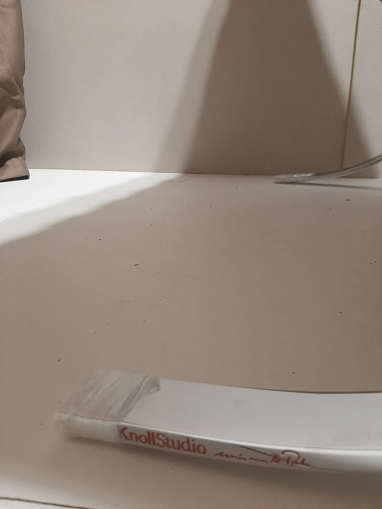 Barcellona Relax armchair by Knoll in black Venezia leather, 2000s 83