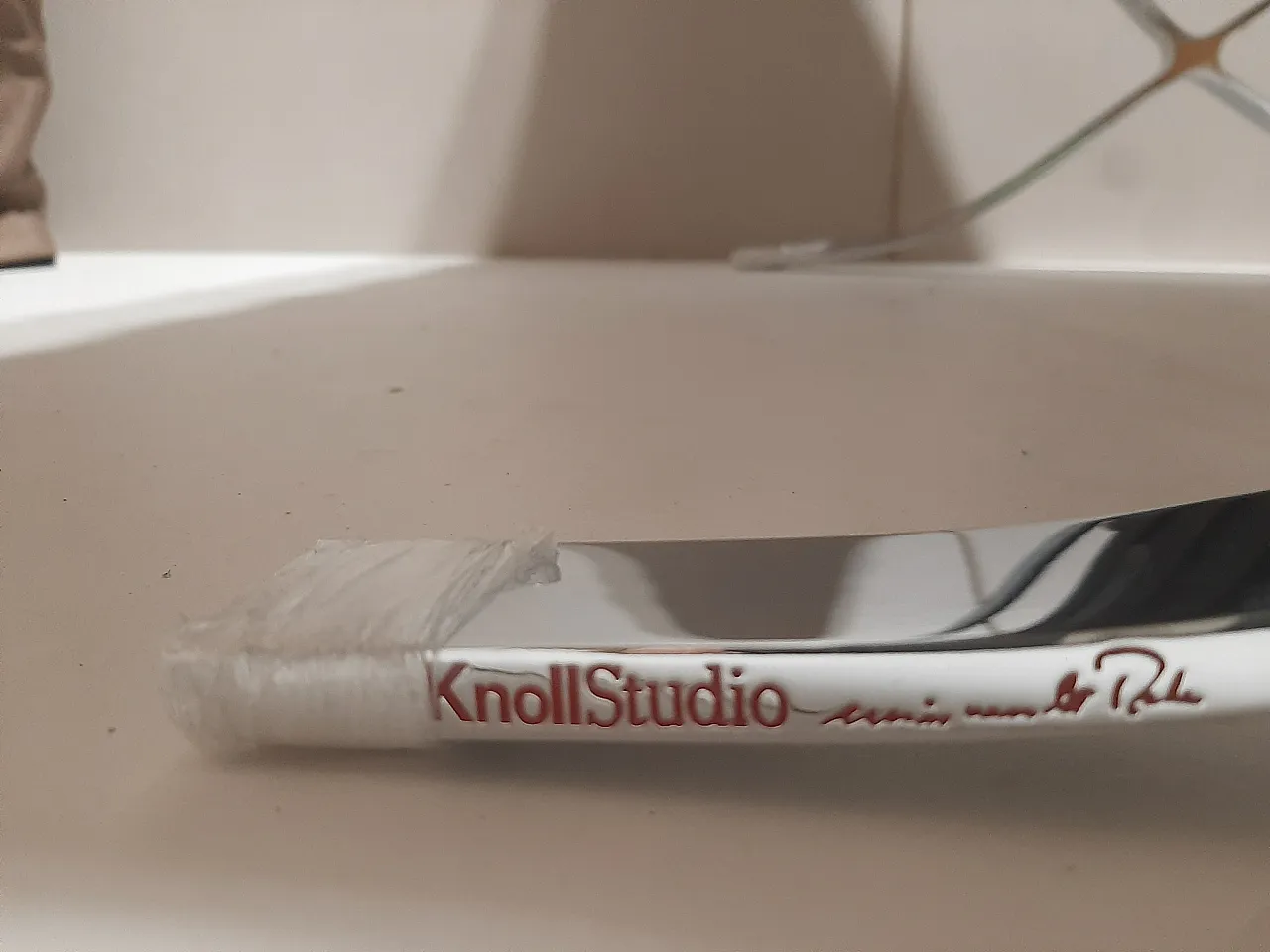 Barcellona Relax armchair by Knoll in black Venezia leather, 2000s 84