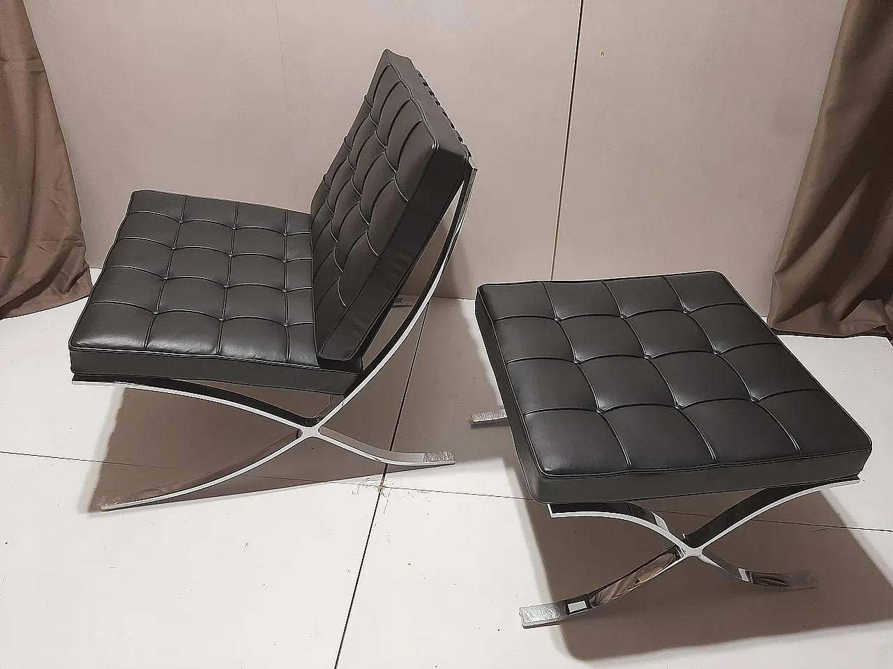 Barcellona Relax armchair by Knoll in black Venezia leather, 2000s 94