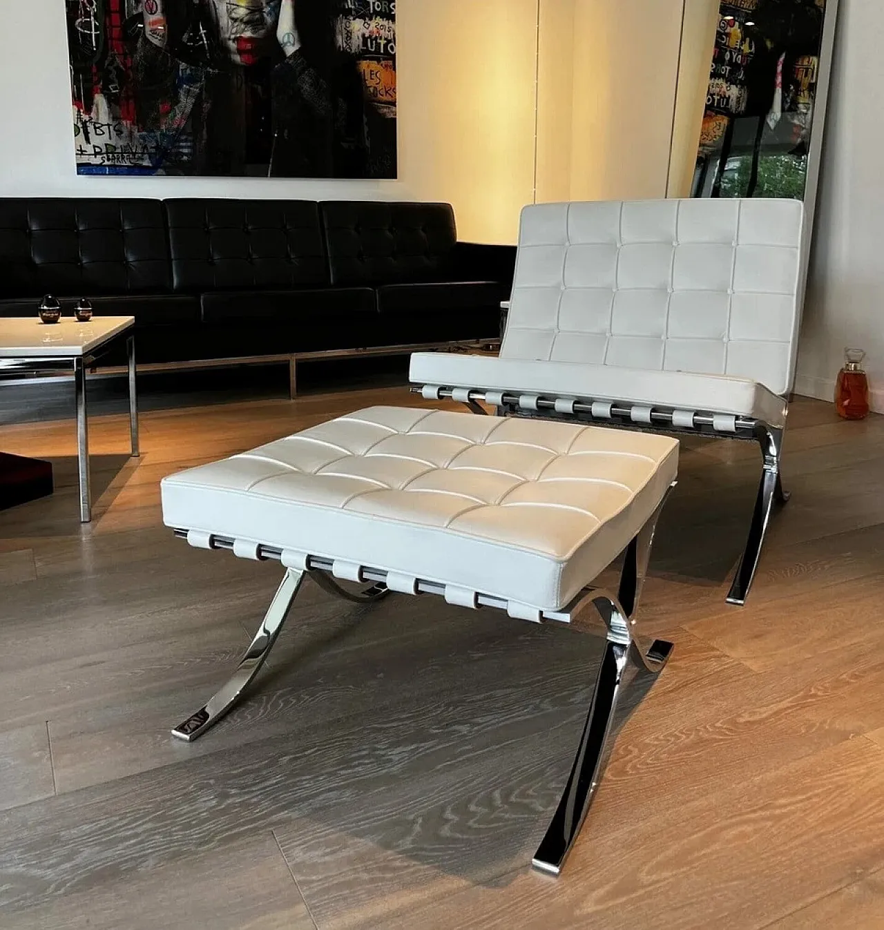 Barcelona Relax armchair  white Venezia leather, 2000s 4