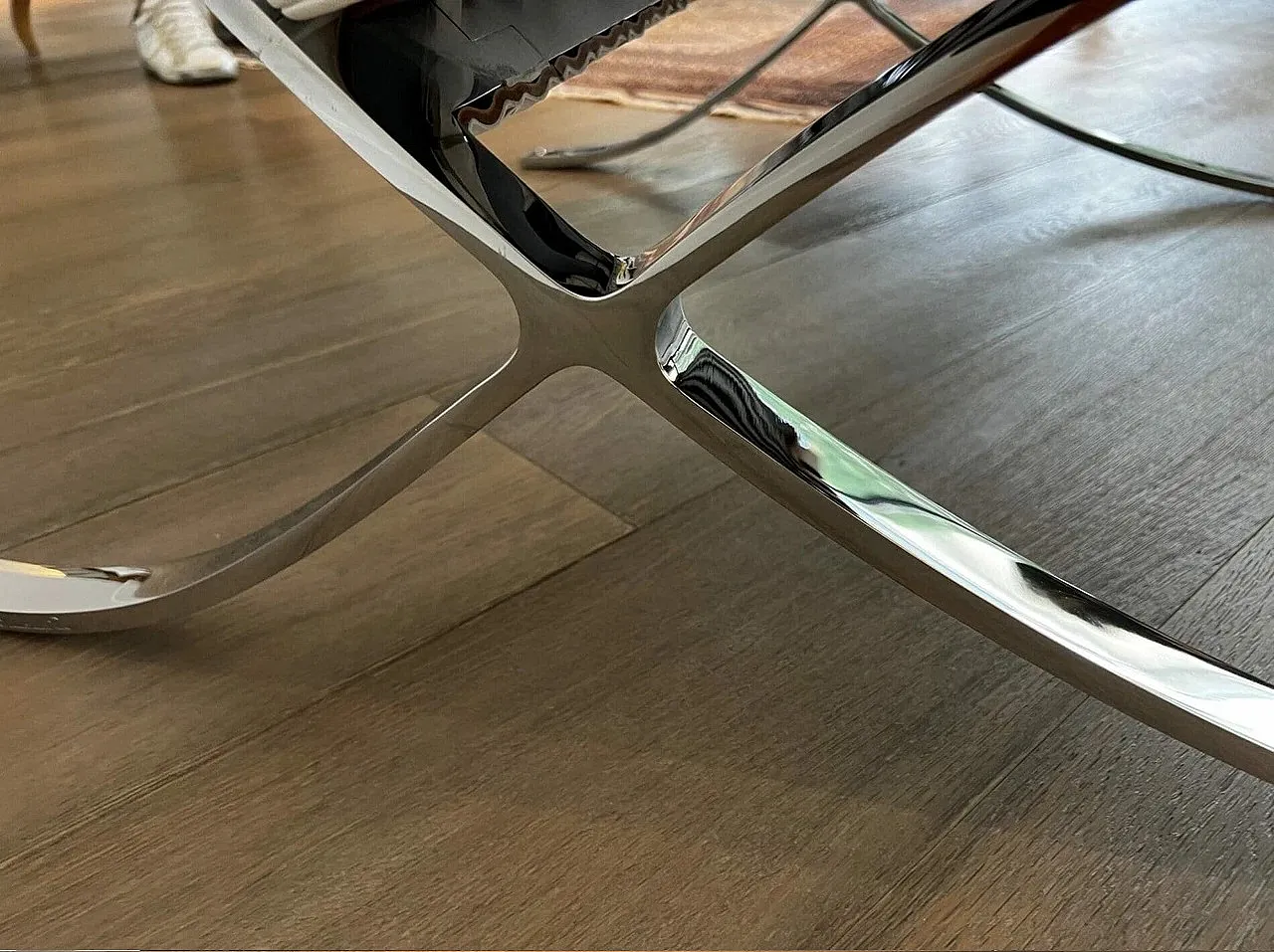 Barcelona Relax armchair  white Venezia leather, 2000s 17