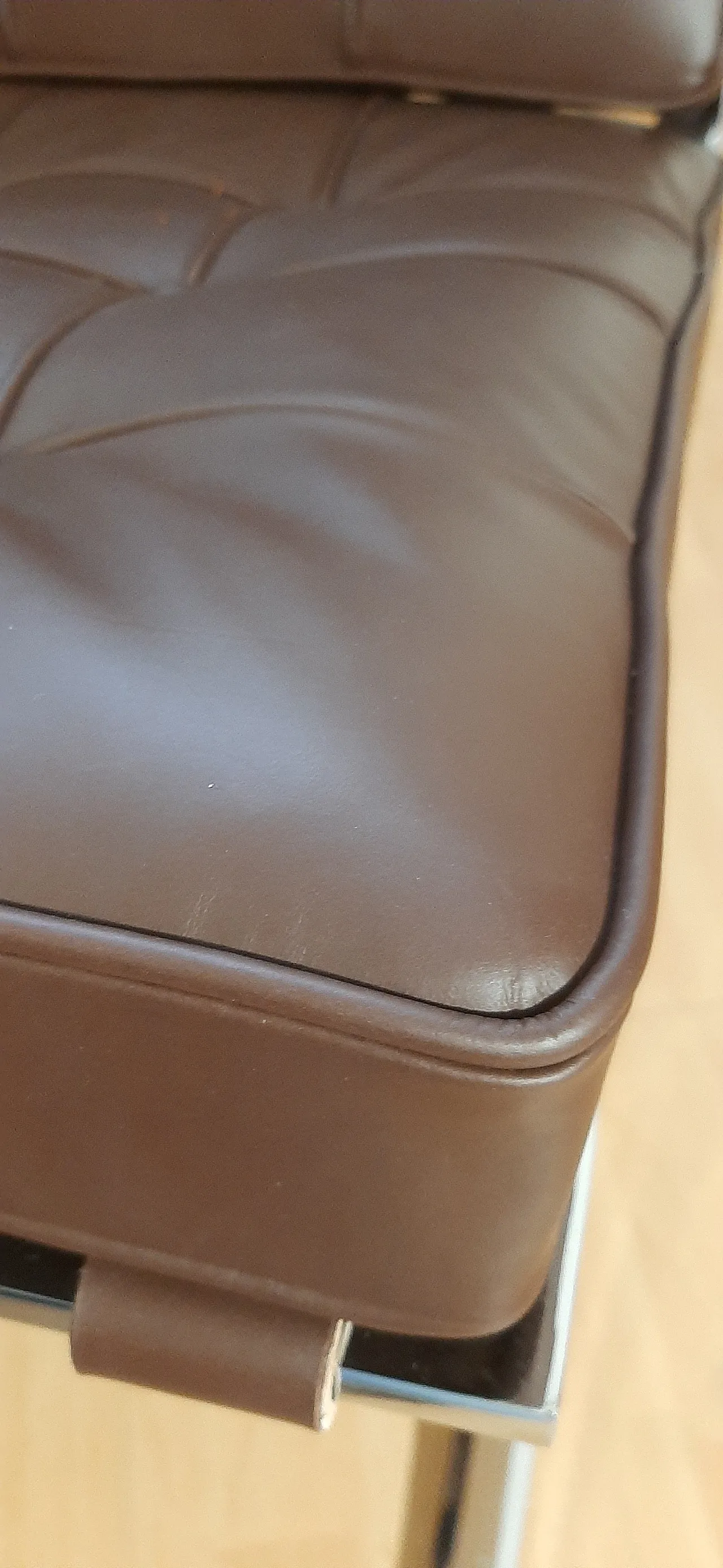 Poltrona Barcelona Relax di Knoll in pelle Venezia Brown, anni 2000 29