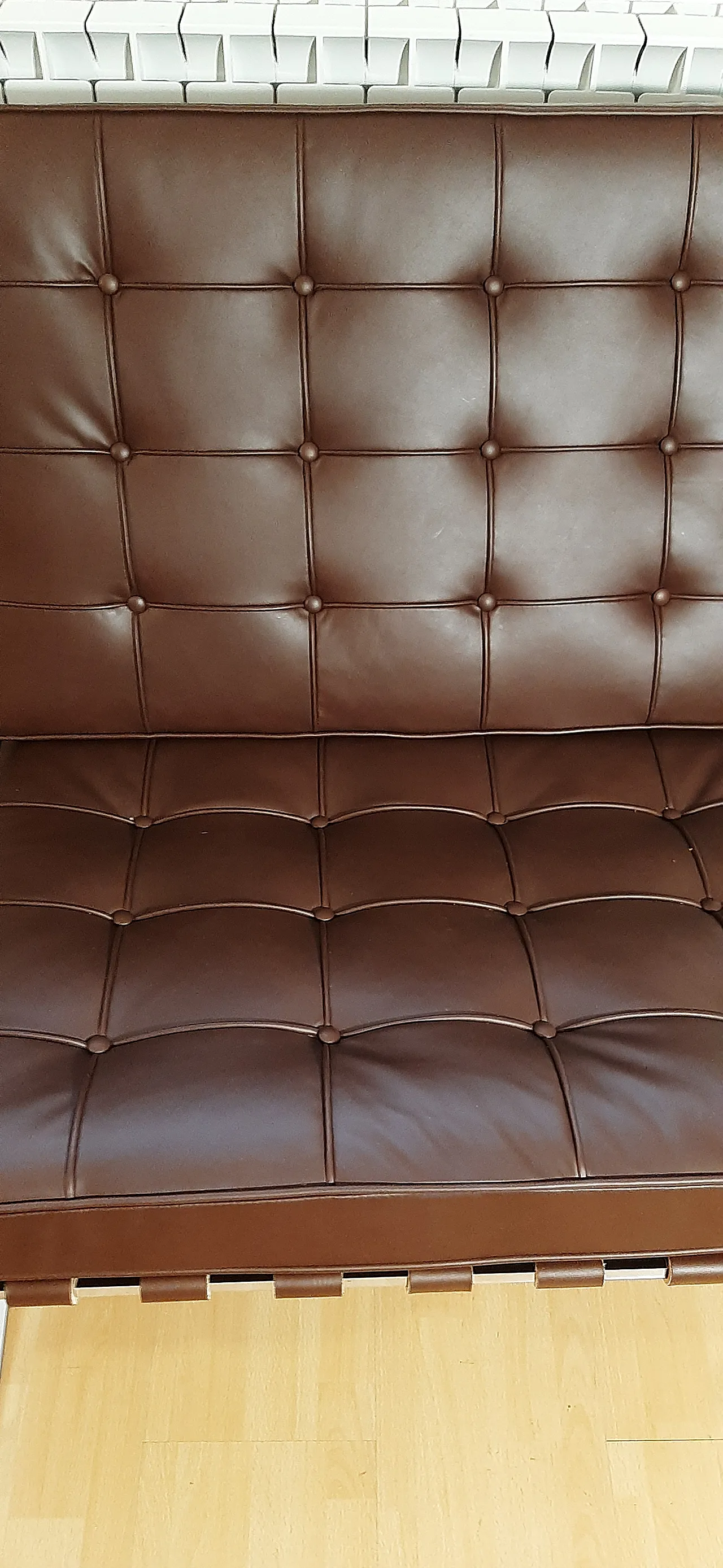 Poltrona Barcelona Relax di Knoll in pelle Venezia Brown, anni 2000 52