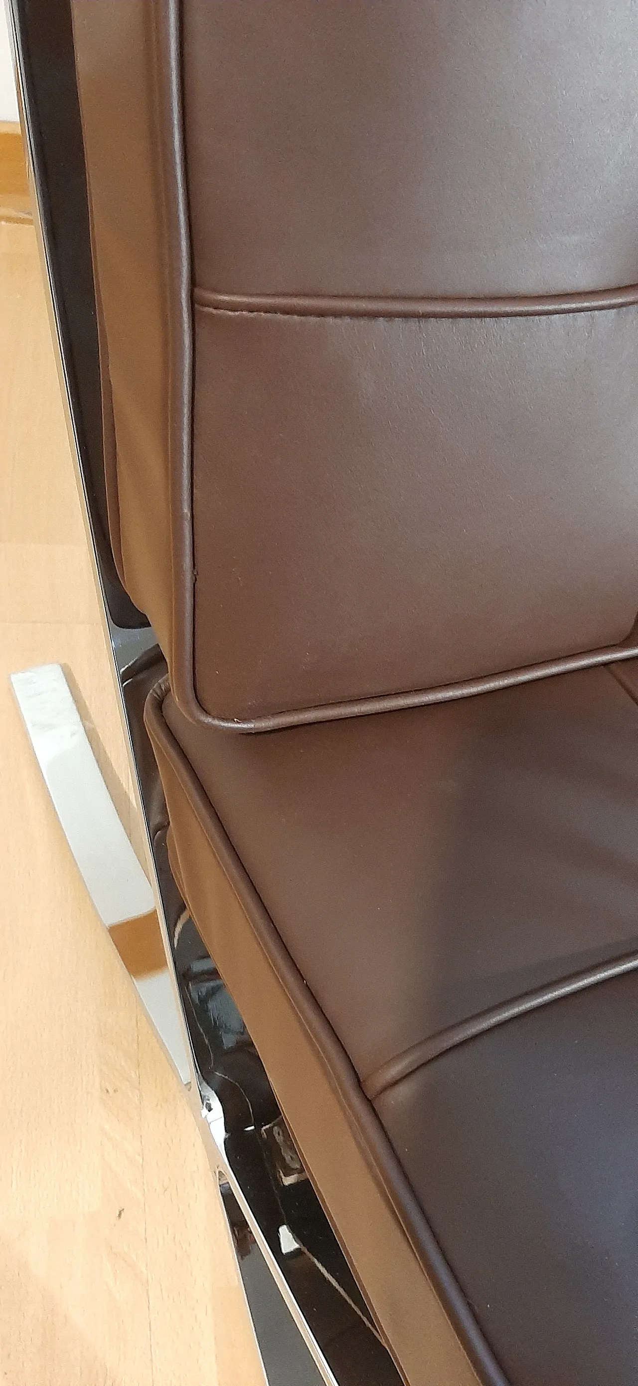 Poltrona Barcelona Relax di Knoll in pelle Venezia Brown, anni 2000 60