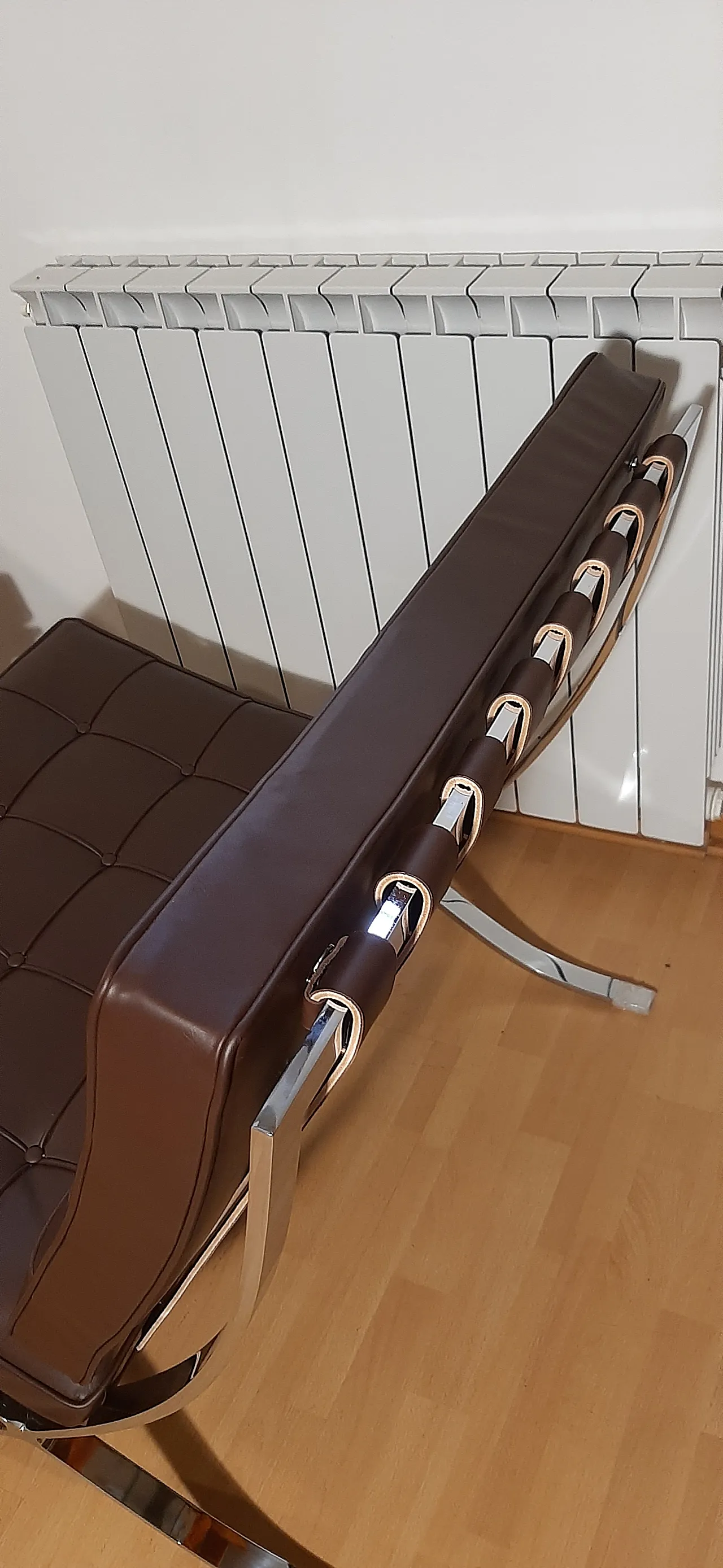 Poltrona Barcelona Relax di Knoll in pelle Venezia Brown, anni 2000 79