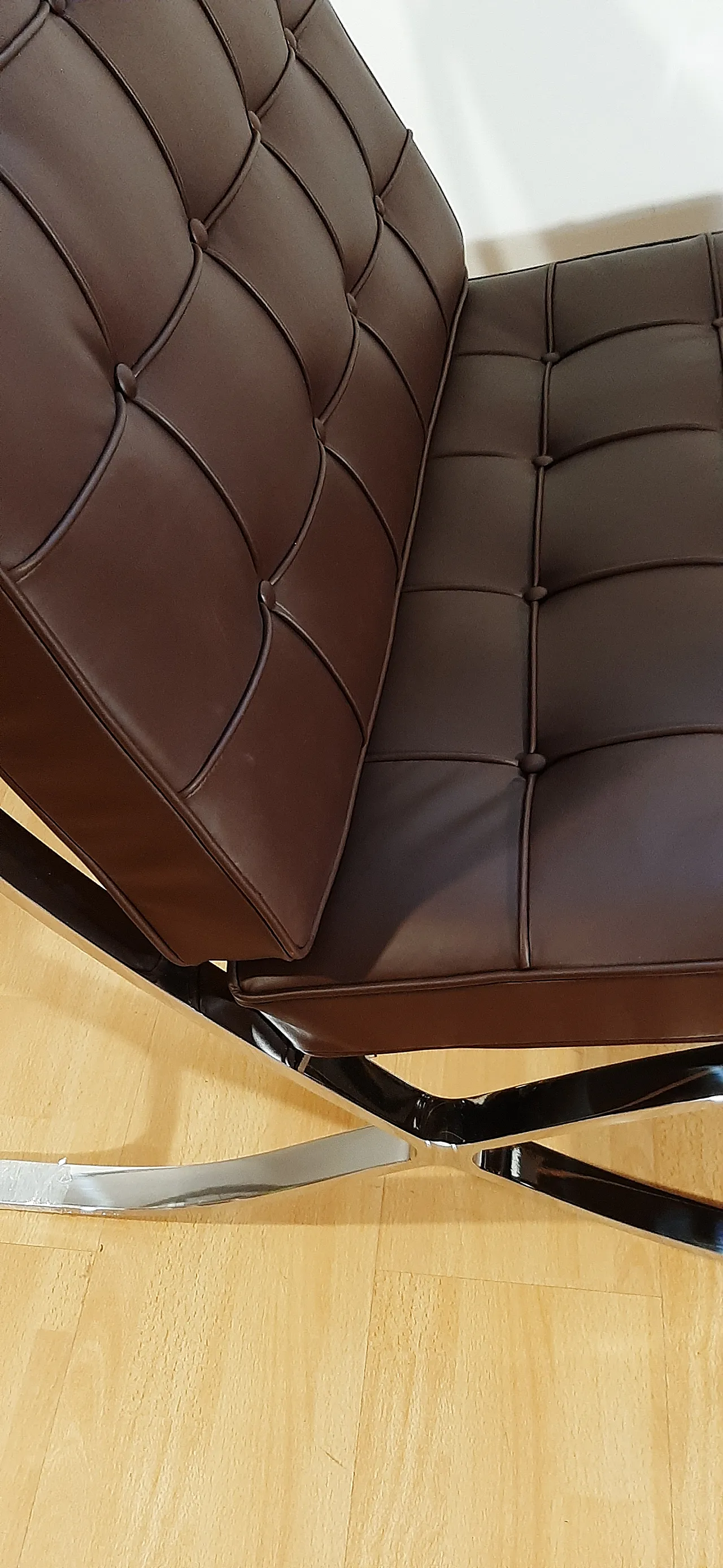 Poltrona Barcelona Relax di Knoll in pelle Venezia Brown, anni 2000 90
