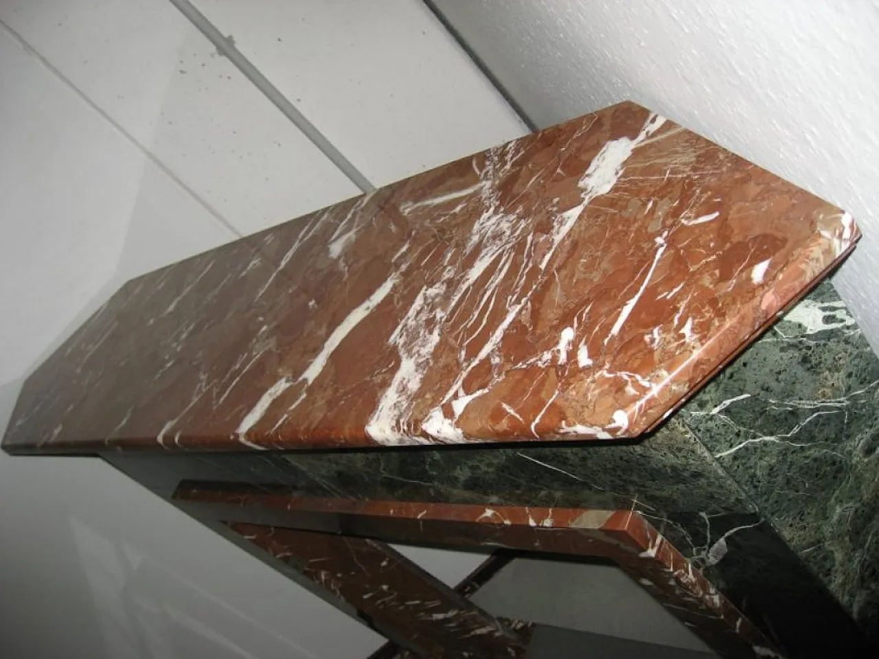 Camino in marmo ad angolo, anni '30 3