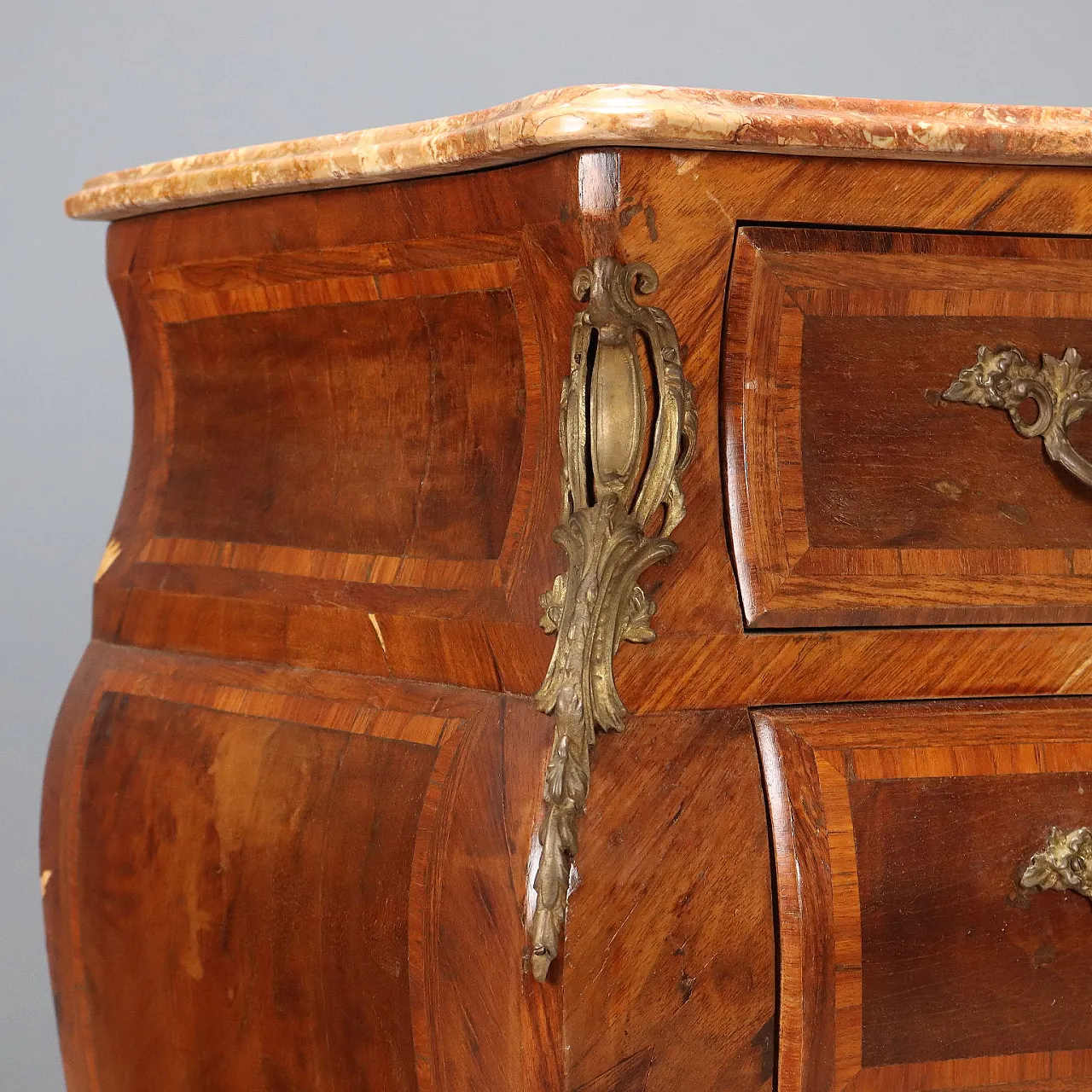 Comò in stile tardo barocco lastronato in noce, primo '900 5