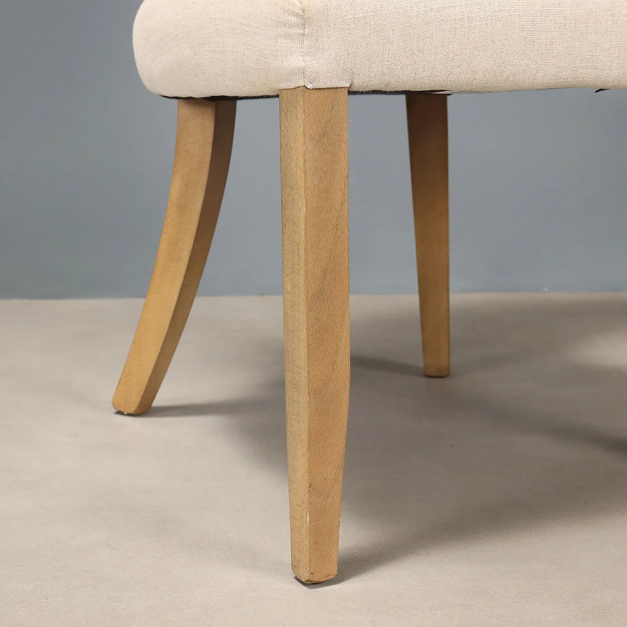 6 Sedie con seduta e schienale imbottiti e rivestiti in tessuto, '900 8