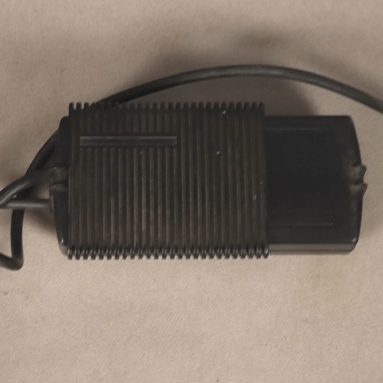 Lampada da terra in metallo laccato con luce regolabile, '900 5