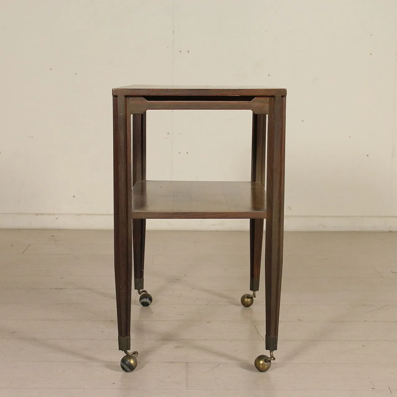 Carrello di servizio, anni '60 8