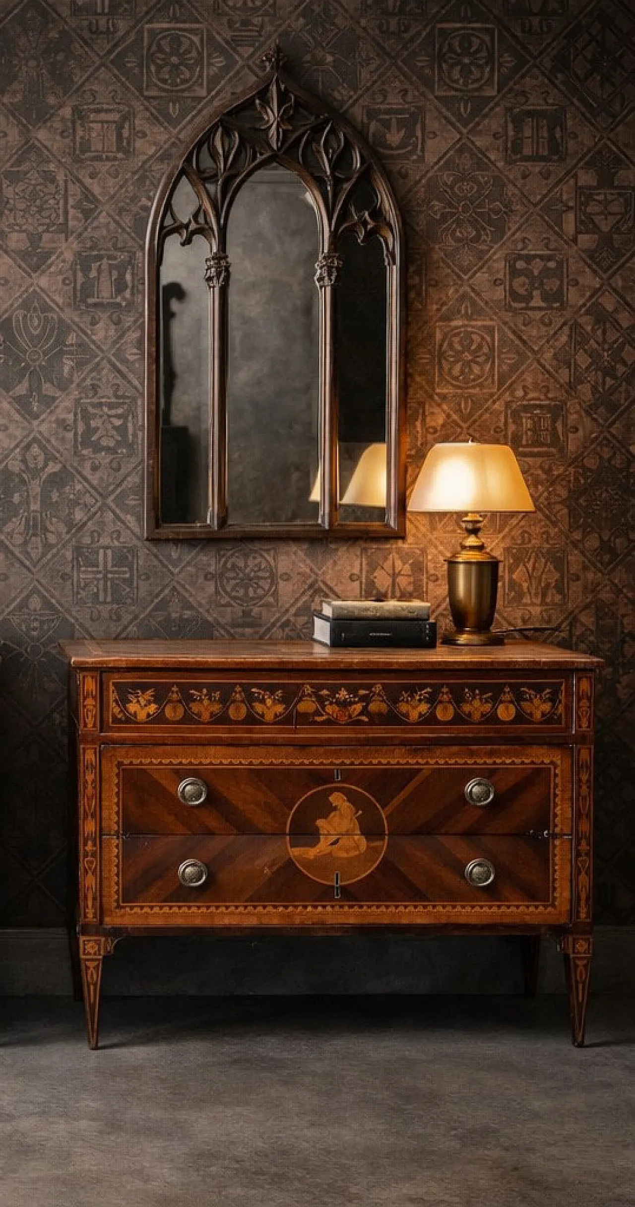 Coppia di cassettoni in noce e abete, '700 2