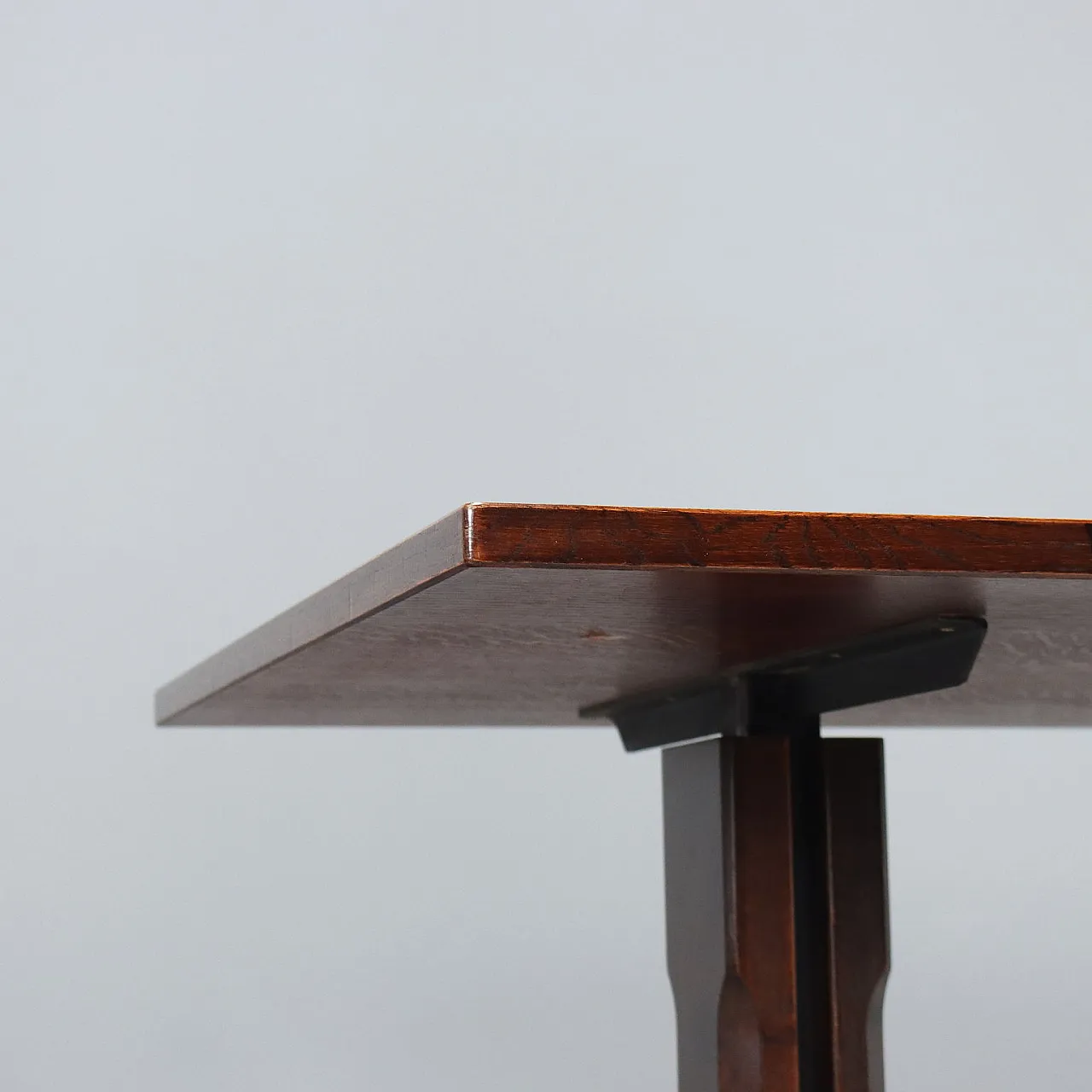 Tavolo con base in metallo e impiallacciatura in legno esotico, '900 5