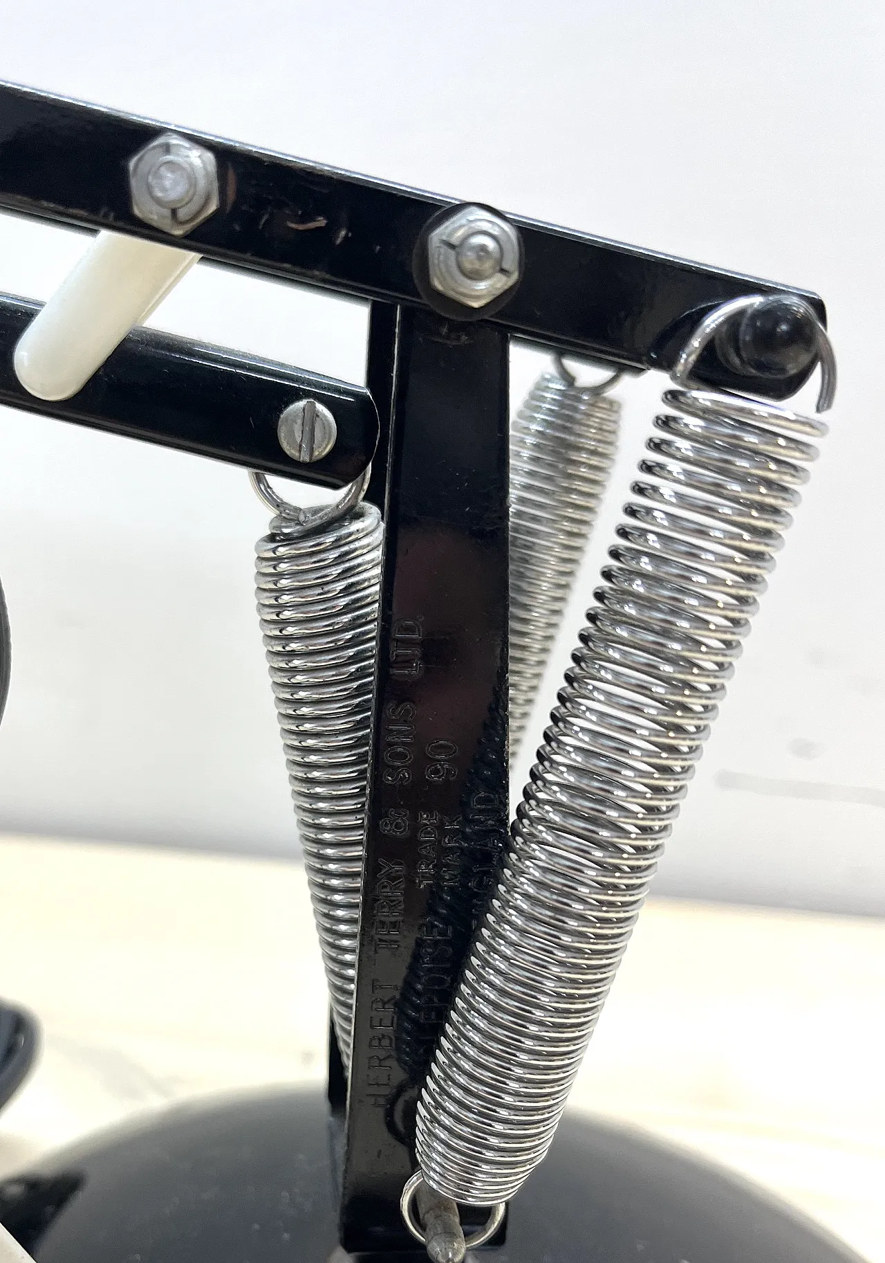 Lampada da tavolo Anglepoise di  Herbert Terry & Sons, anni '70 10