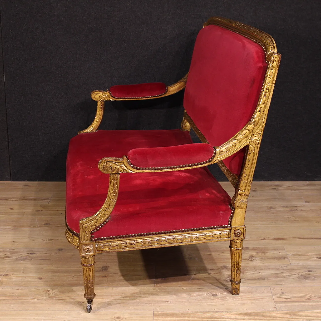 French red velvet sofa, 19th century 2