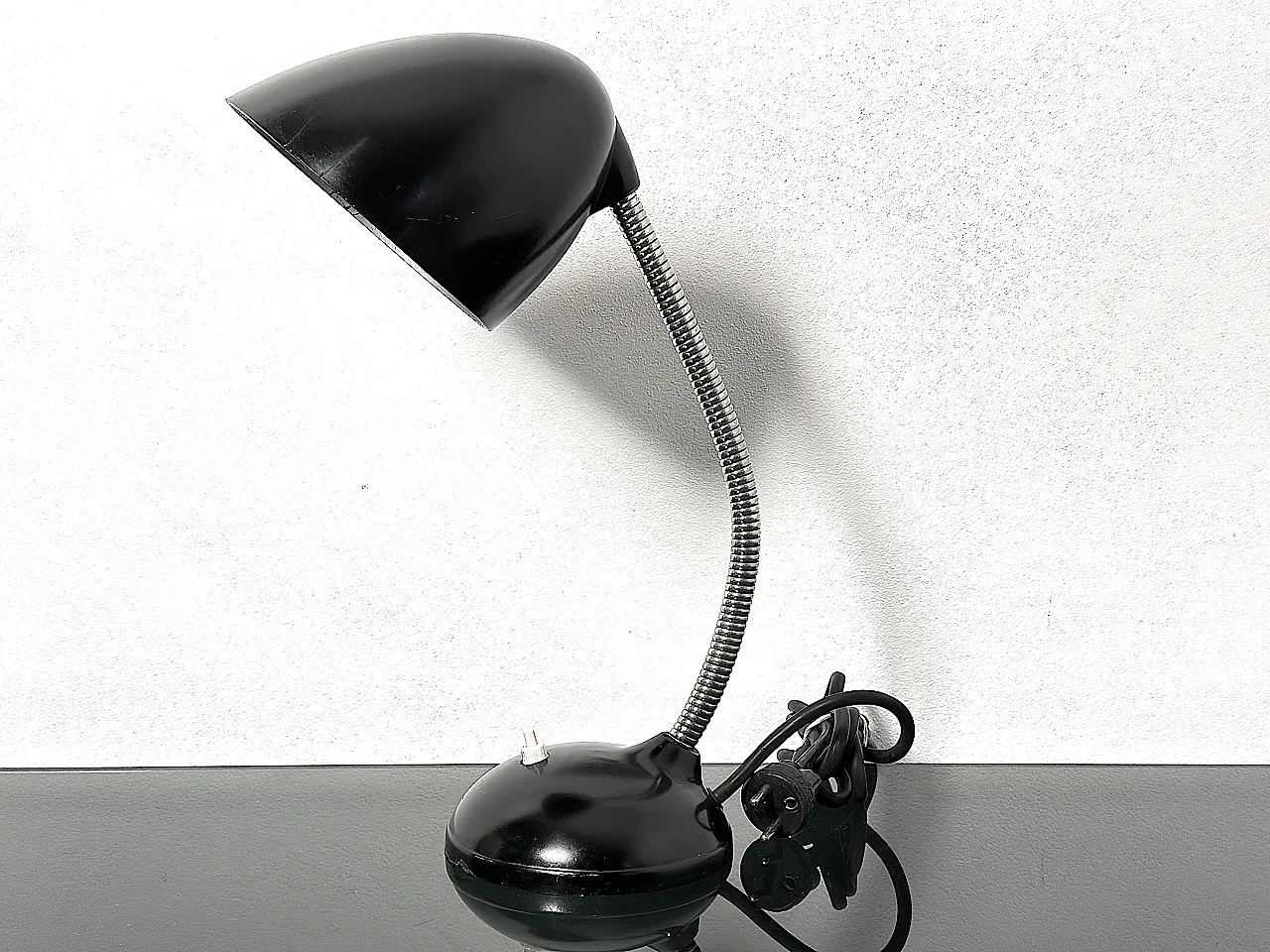 Desk Lamp by Eric Kirkman Cole for Elektrosvit, 1940s 4