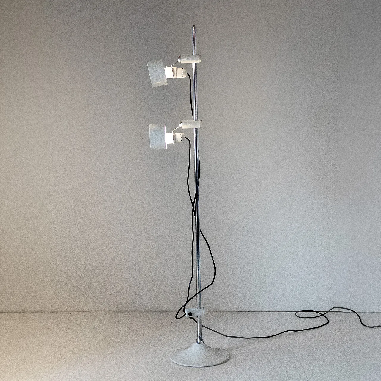 Chromed steel floor lamp by Martinelli Luce, 70s 6