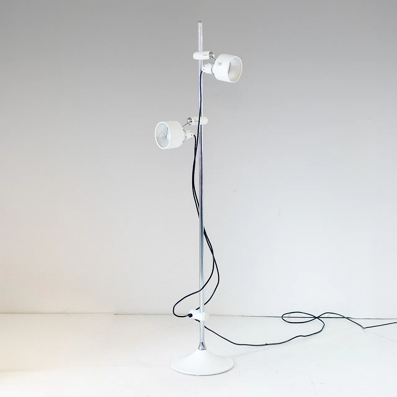 Chromed steel floor lamp by Martinelli Luce, 70s 9