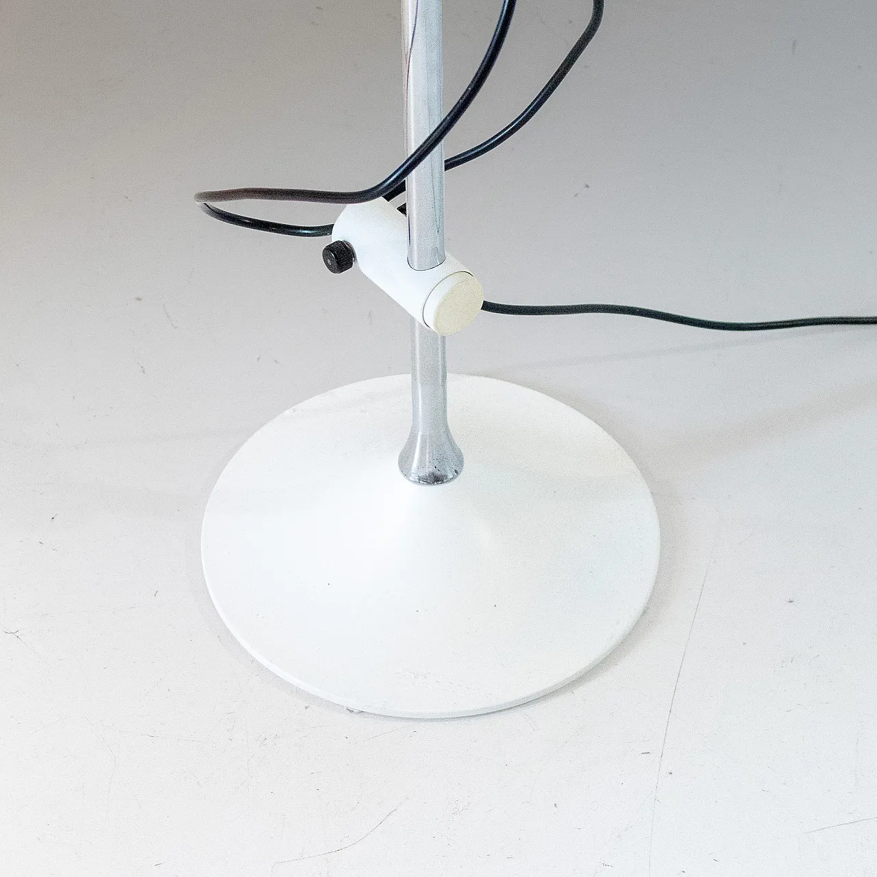 Chromed steel floor lamp by Martinelli Luce, 70s 13