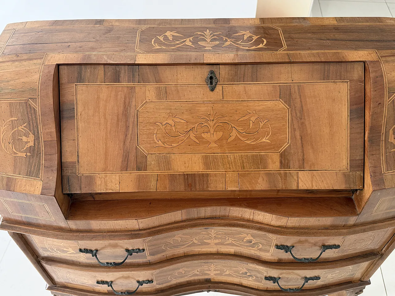 Ribalta intarsiata stile Luigi XV, '800 3